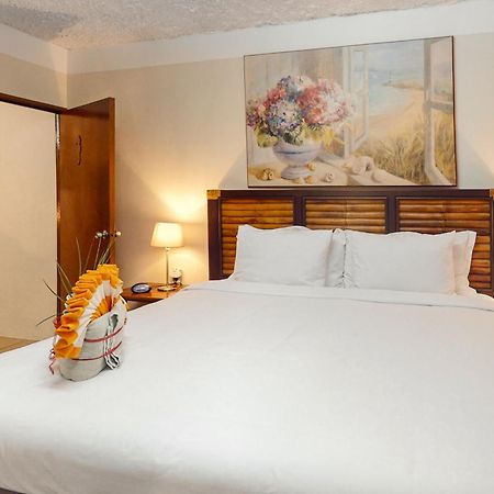 Hummingbird Home Suites Сан-Педро Номер фото
