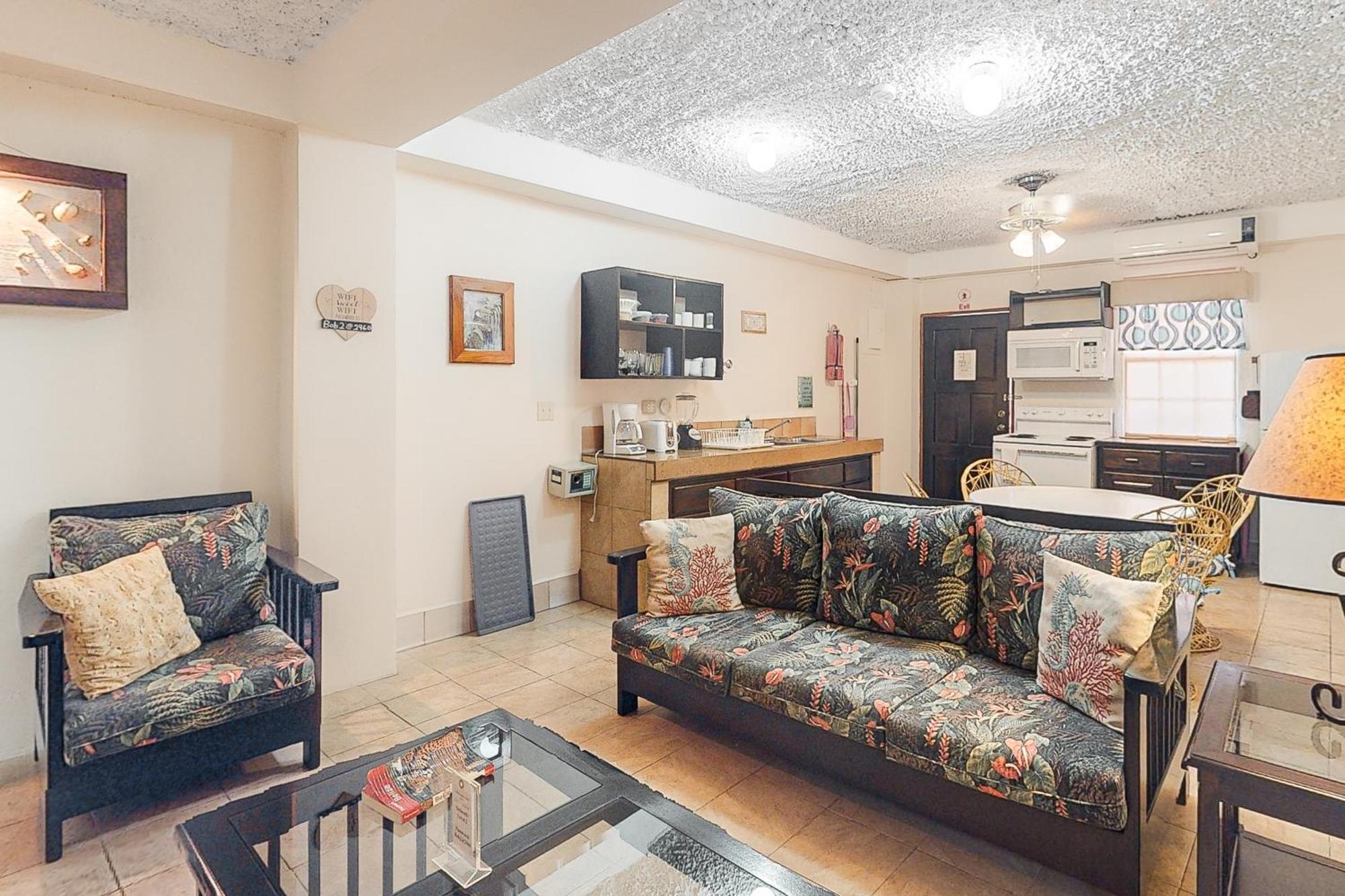 Hummingbird Home Suites Сан-Педро Номер фото